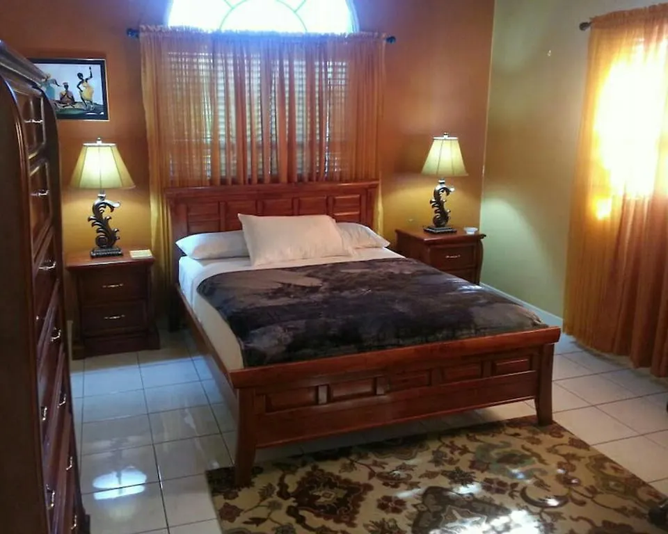 Caribbean Estate Aj Vila Portmore Casa de Férias